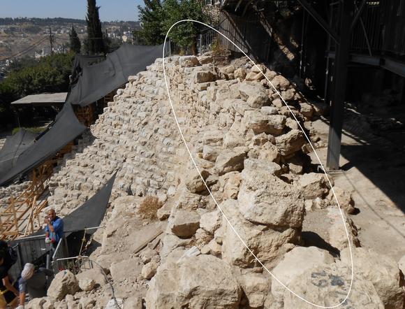 Jerusalem wall built by nehemiah